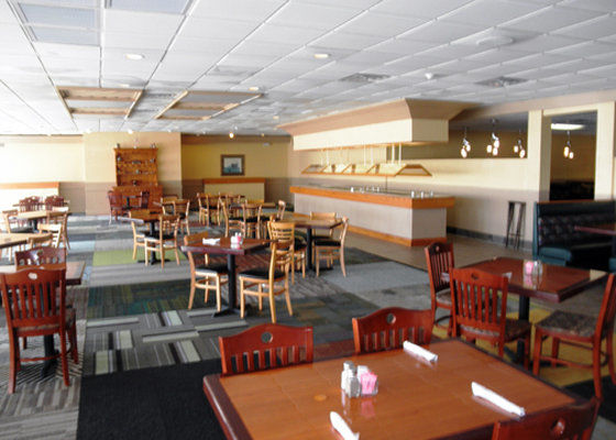 Suburban Studios Fun Dome Fort Wayne Restoran foto